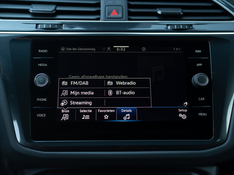 Vehicle Image 40
