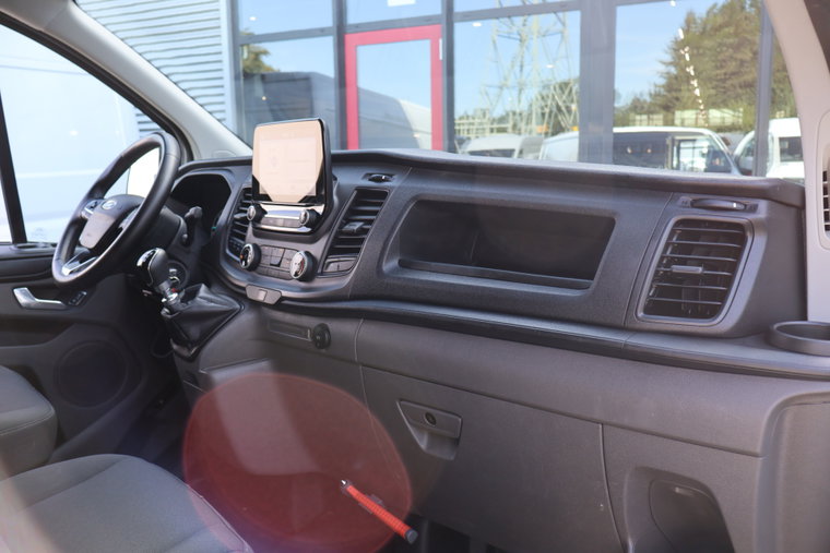 Vehicle Image 36