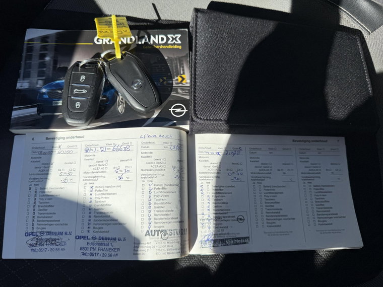 Vehicle Image 17