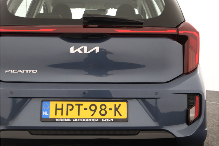 Vehicle Image 43