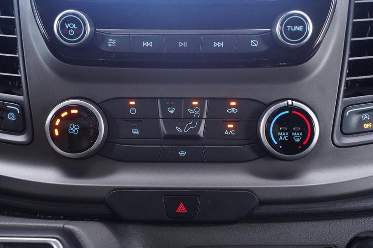 Vehicle Image 35