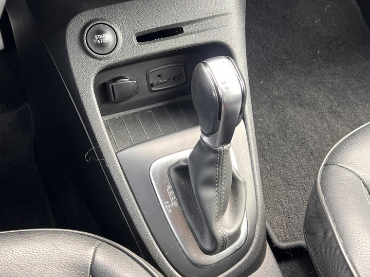 Vehicle Image 26