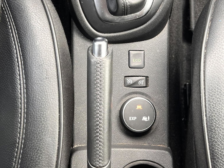 Vehicle Image 27