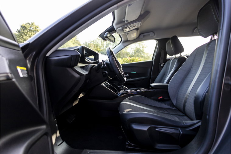 Vehicle Image 20