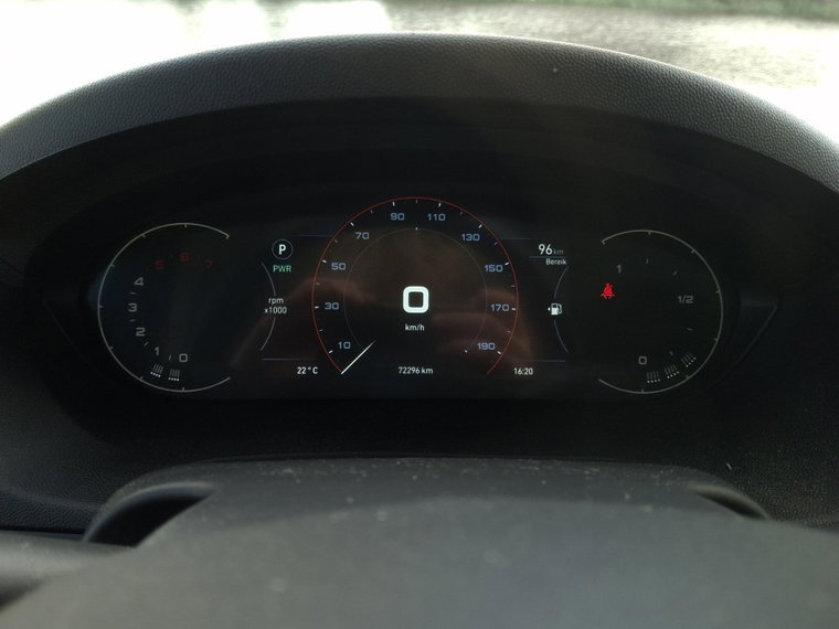 Vehicle Image 17