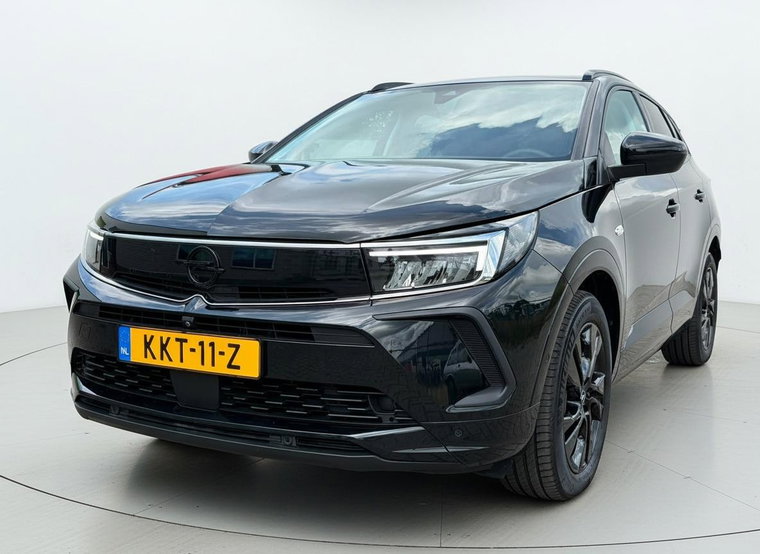 Vehicle Image 6