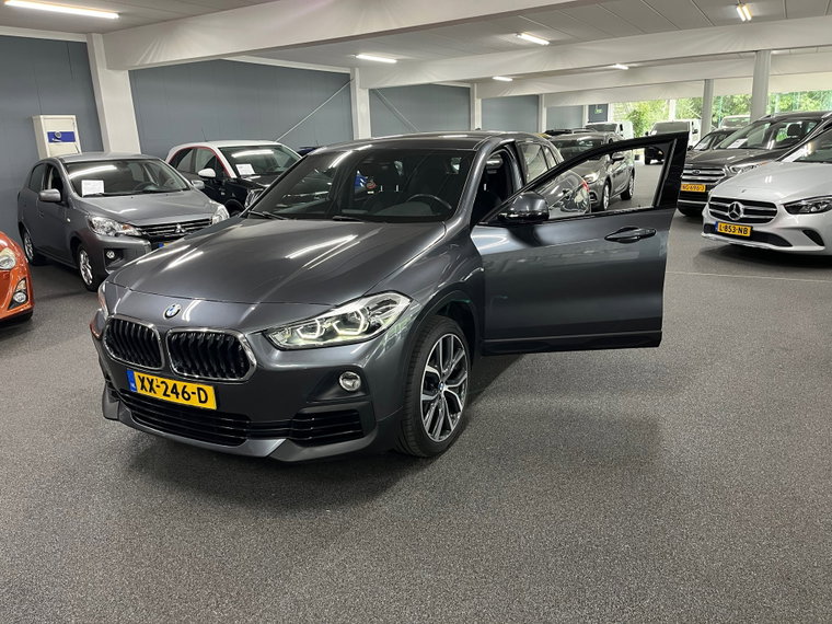 Vehicle Image 18