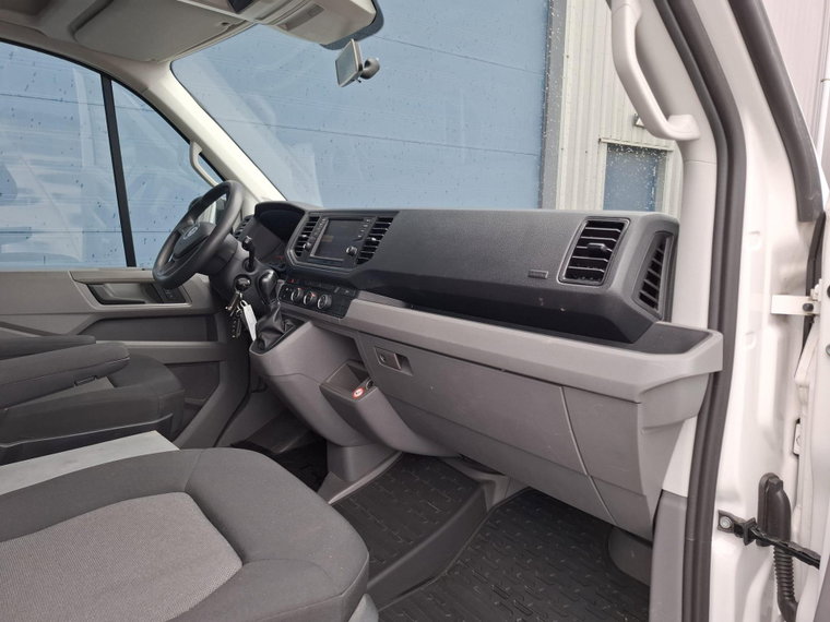 Vehicle Image 36