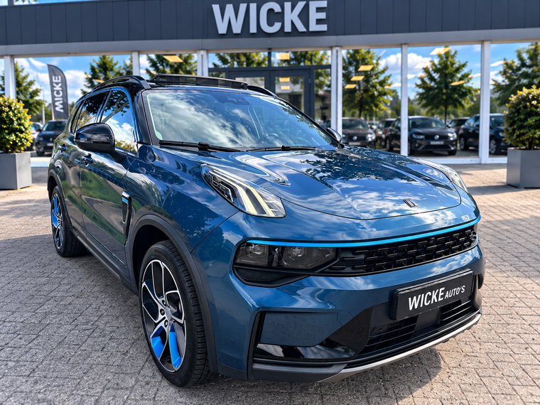 Vehicle Image 4