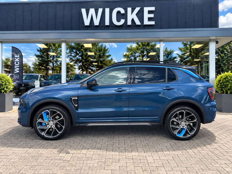 Vehicle Image 25