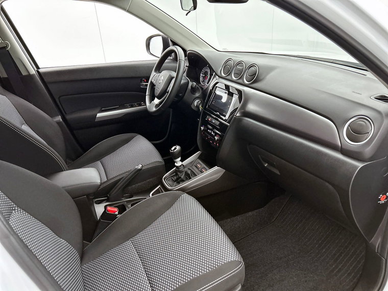 Vehicle Image 13