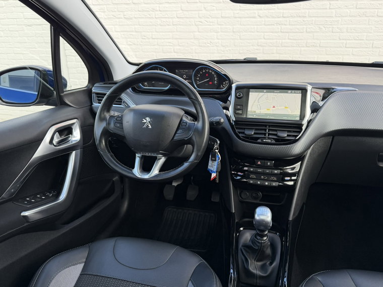 Vehicle Image 38