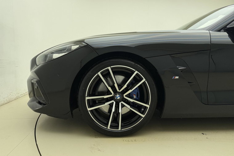 Vehicle Image 39