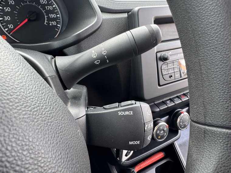 Vehicle Image 24