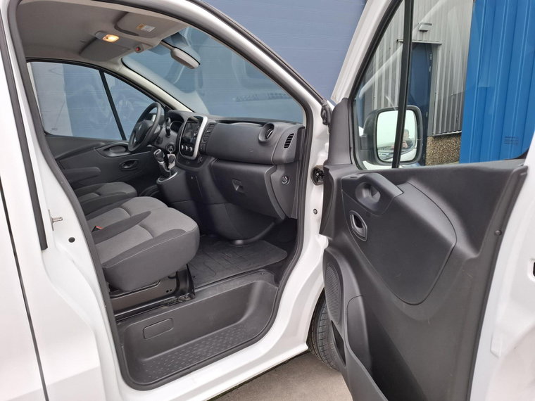 Vehicle Image 38