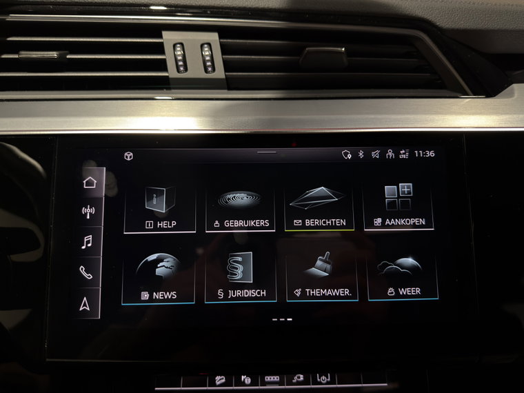 Vehicle Image 36