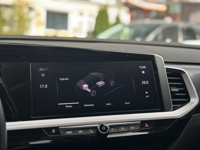 Vehicle Image 35
