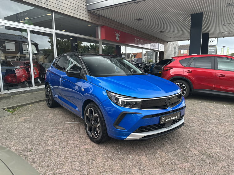 Vehicle Image 43
