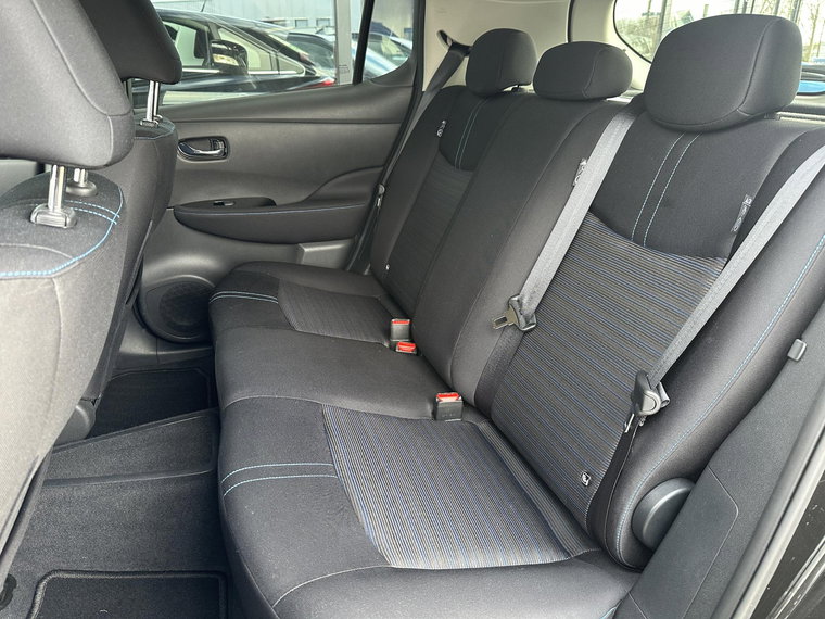Vehicle Image 17