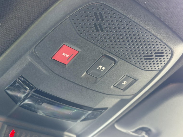 Vehicle Image 37