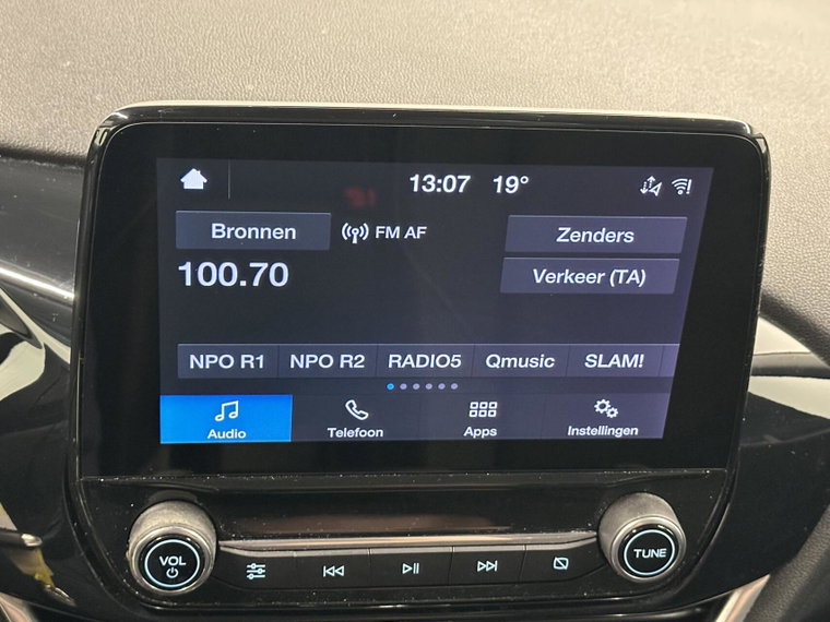 Vehicle Image 37