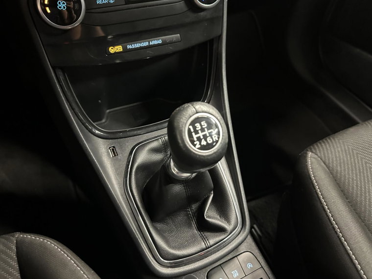 Vehicle Image 39
