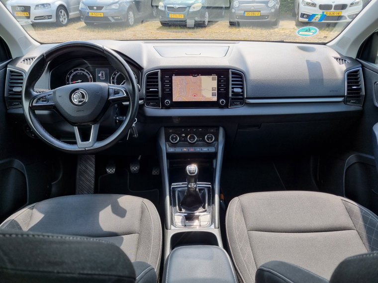Vehicle Image 21