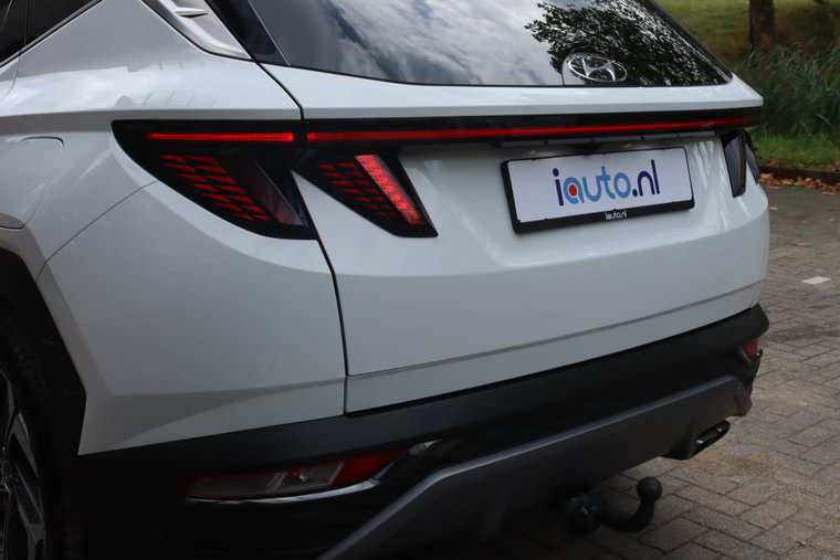 Vehicle Image 38