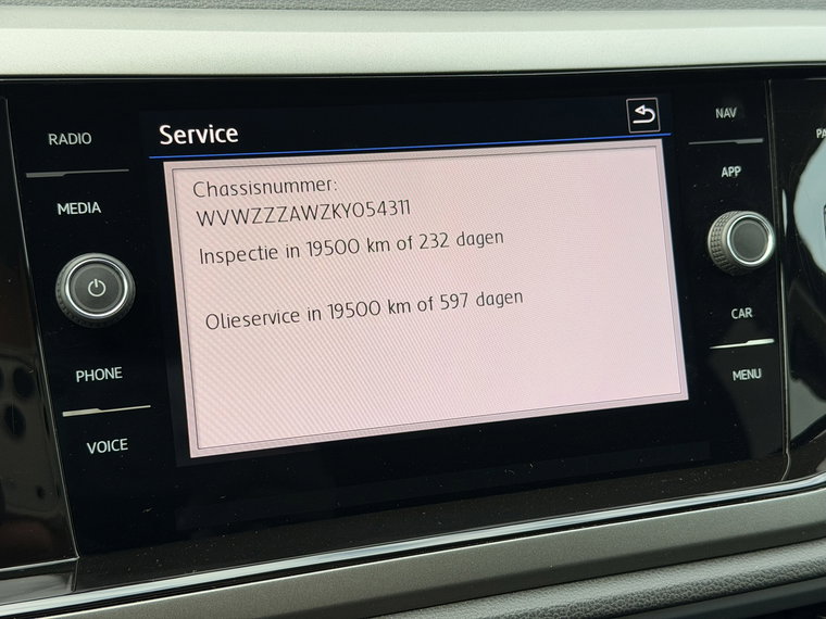 Vehicle Image 25