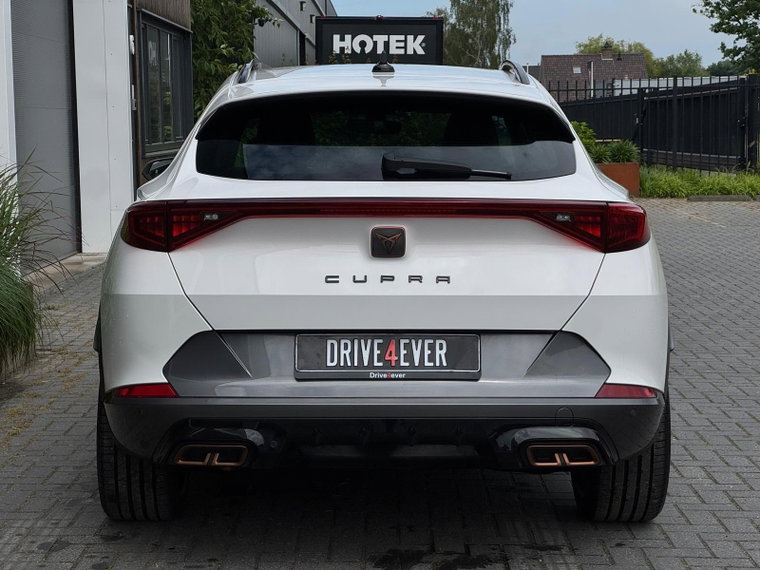 Vehicle Image 28