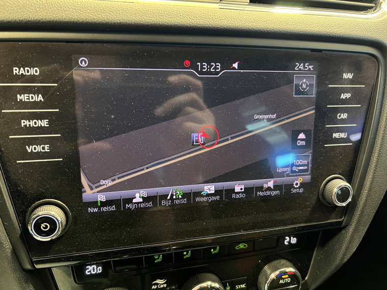 Vehicle Image 18