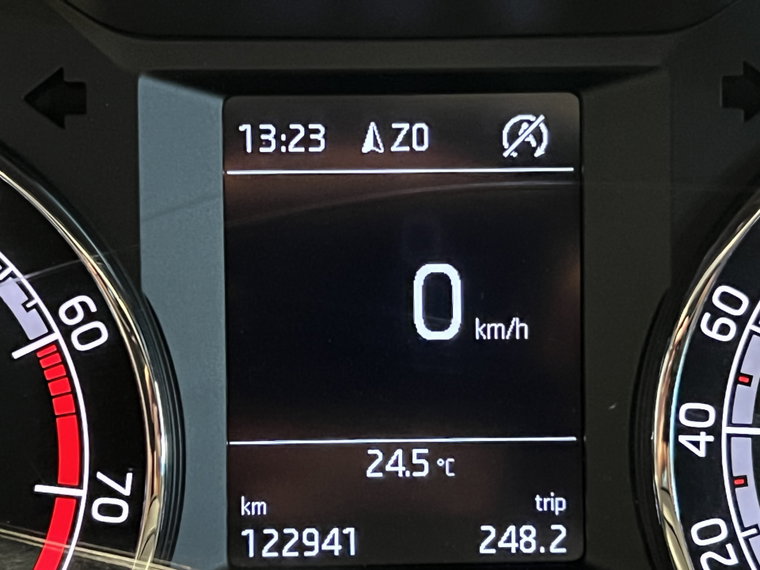 Vehicle Image 22