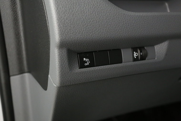 Vehicle Image 23