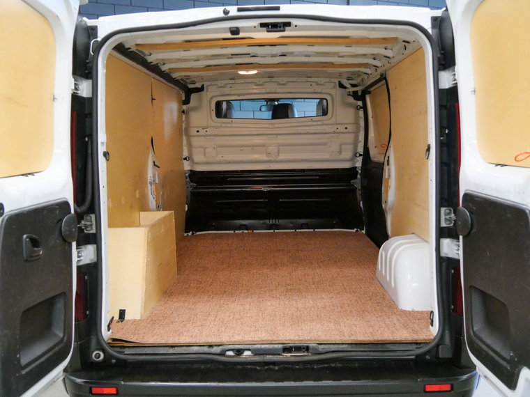 Vehicle Image 15