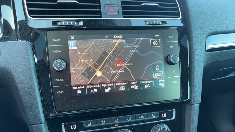 Vehicle Image 14