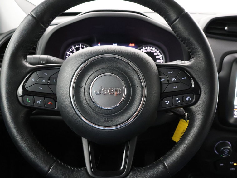 Vehicle Image 24