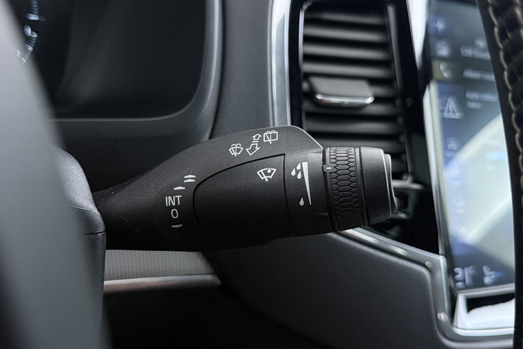 Vehicle Image 40