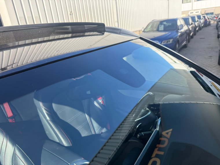 Vehicle Image 23