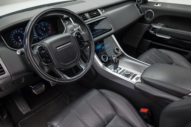 Vehicle Image 6