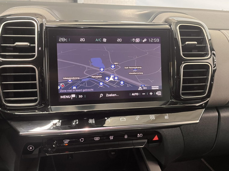 Vehicle Image 17