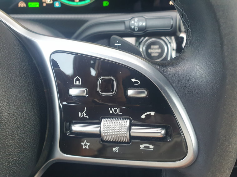 Vehicle Image 38