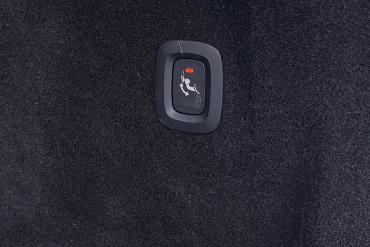 Vehicle Image 45