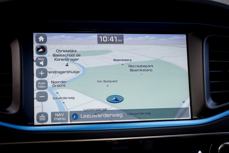 Vehicle Image 10