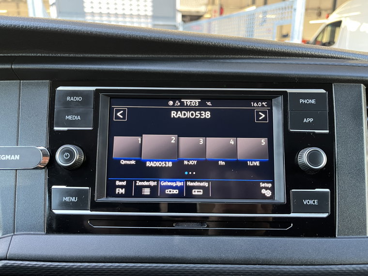 Vehicle Image 40