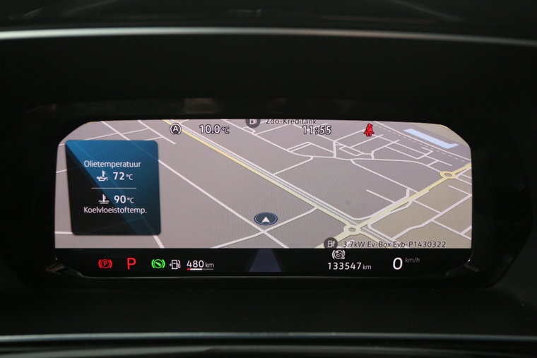 Vehicle Image 12