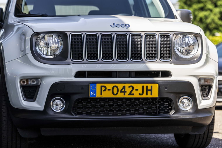 Vehicle Image 12