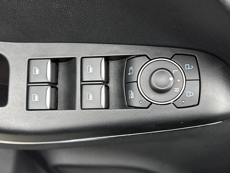 Vehicle Image 26