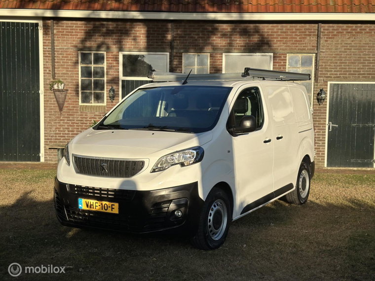 Vehicle Image 43