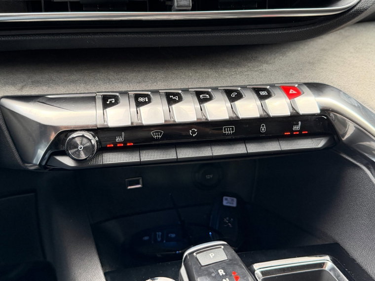 Vehicle Image 27