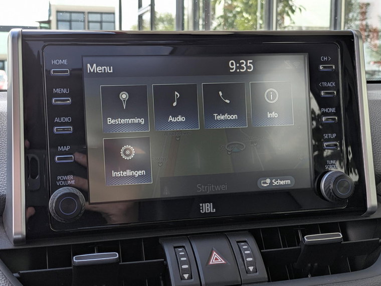 Vehicle Image 37